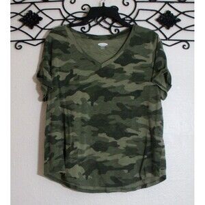 Old Navy Women's Knit Top Size L Short Sleeve Green Camo V Neck